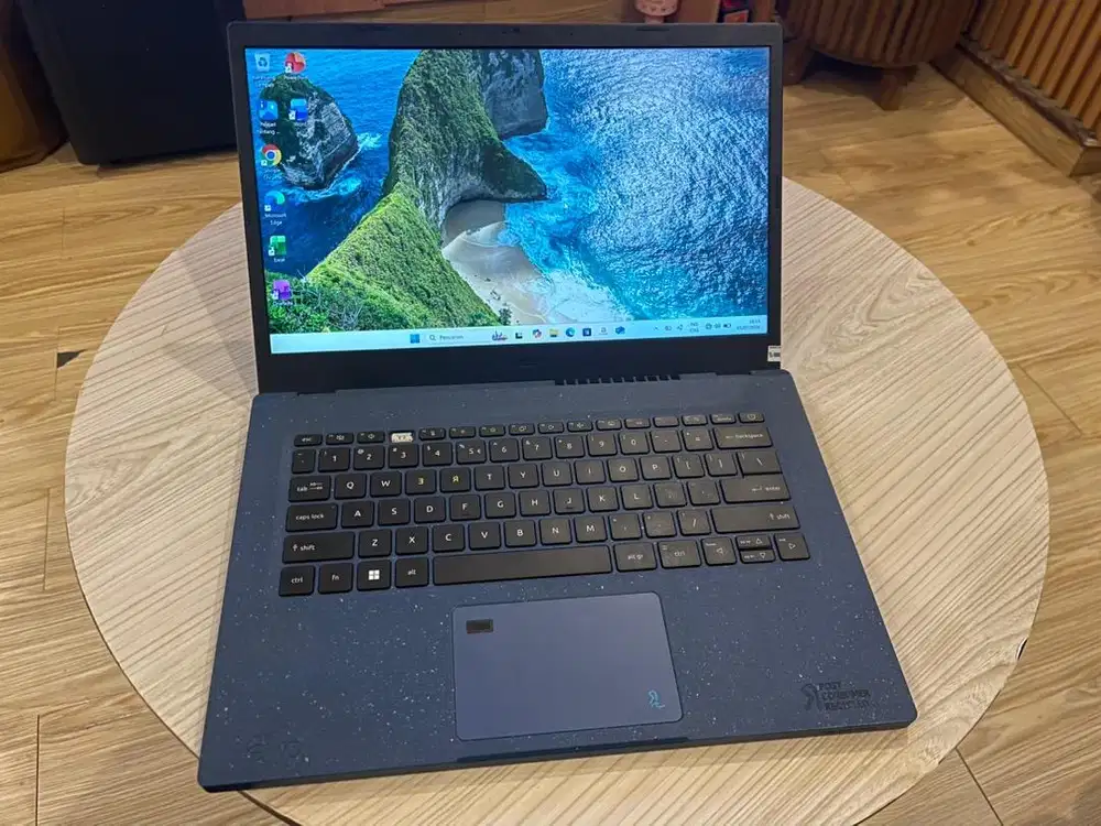 Acer Aspire Vero AV14-52P intel Evo i5 gen 13 Iris Xe Graphics 16/512