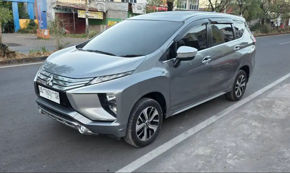 Xpander Ultimate 2017 - Warna Abu-abu
