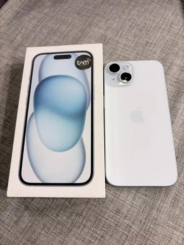 Jual Mulus IPhone 15 warna biru 128gb