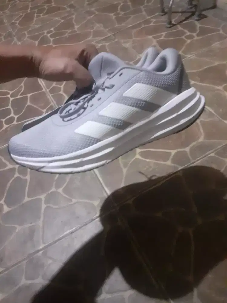 Sepatu Adidas Runing