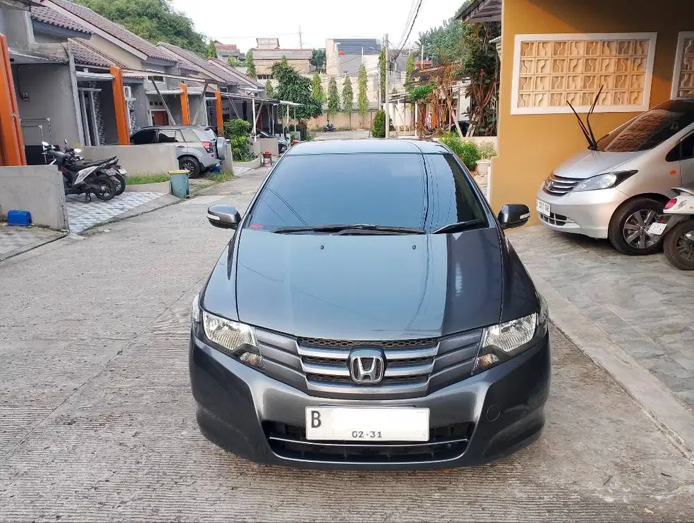 Honda City E 2011 At