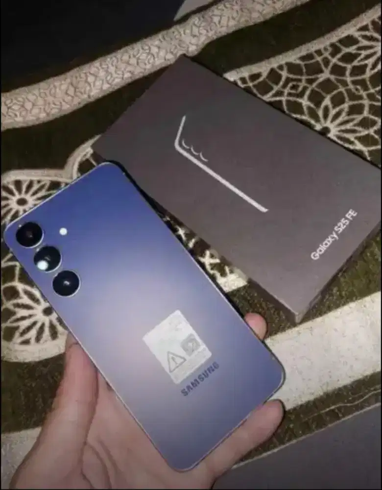 Samsung S25Fe second