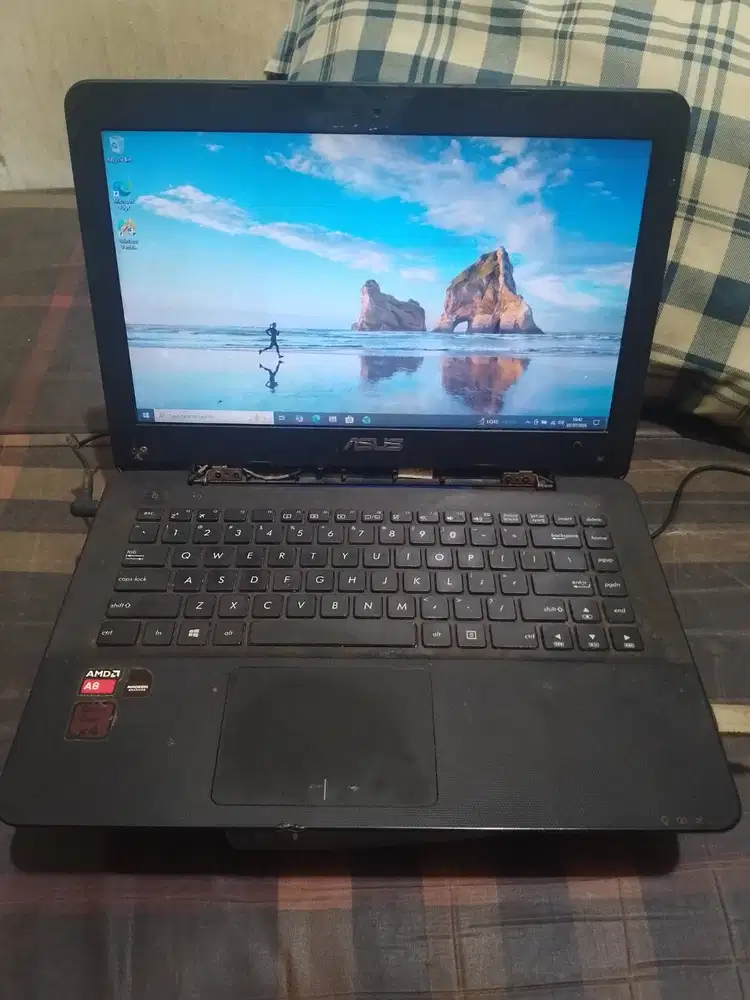 Laptop ASUS X454Y, RAM 8GB, AMD A8-7410, Radeon R5 Graphics