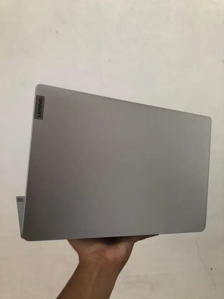 Laptop lenovo ideaped slim 1i