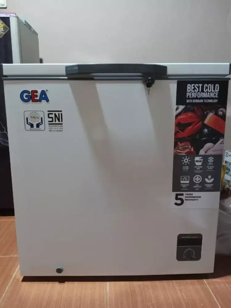 FORSALE FREEZER BOX GEA AB208R Second Like new