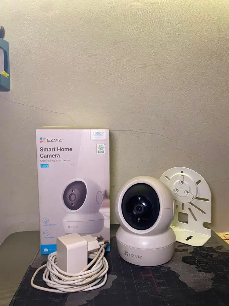 CCTV Ezviz C6N + MMC 32Gb + Free Bracket