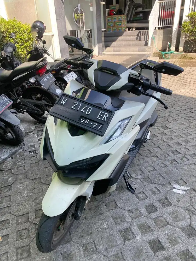 Vario 160cbs tahun 2022