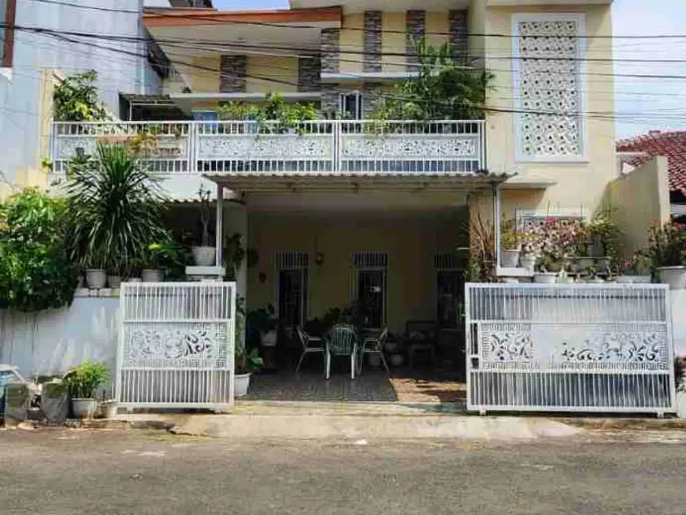 rumah tiinggal plus kos kos an di taman meruya ilir jakarta barat