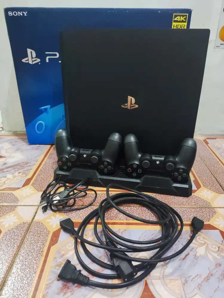 PS4 PRO 2 TB Second