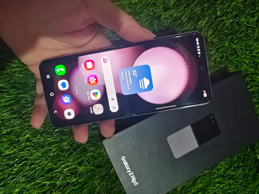 SAMSUNG Z FLIP 5 5G 8/512 RESMI SEIN