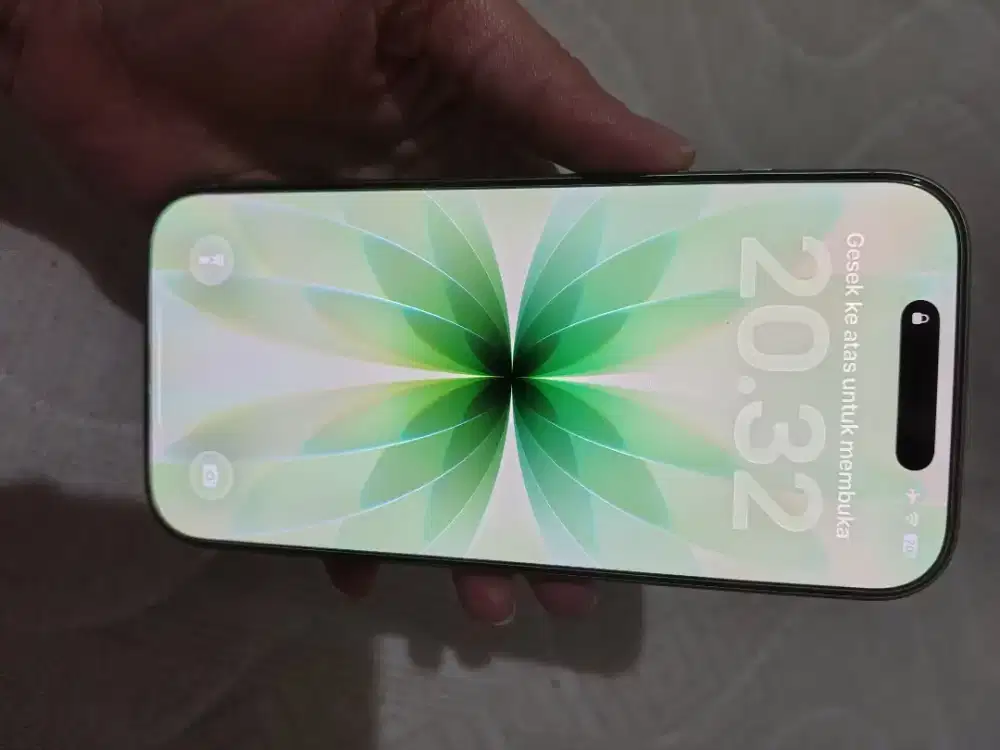 Iphone 17 256 like new