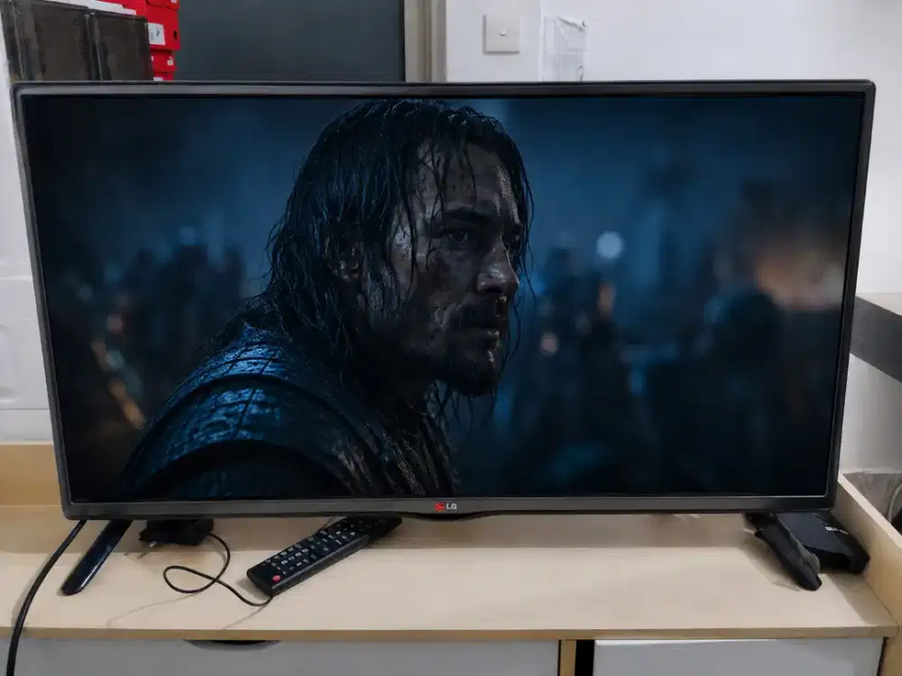 TV LG 32LB550A, TV LED 32 inci