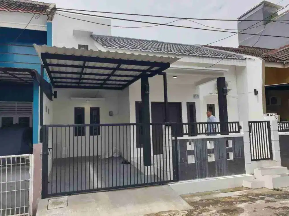 Rumah 1 ½ lantai di Perumahan Galaxy Bekasi Selatan