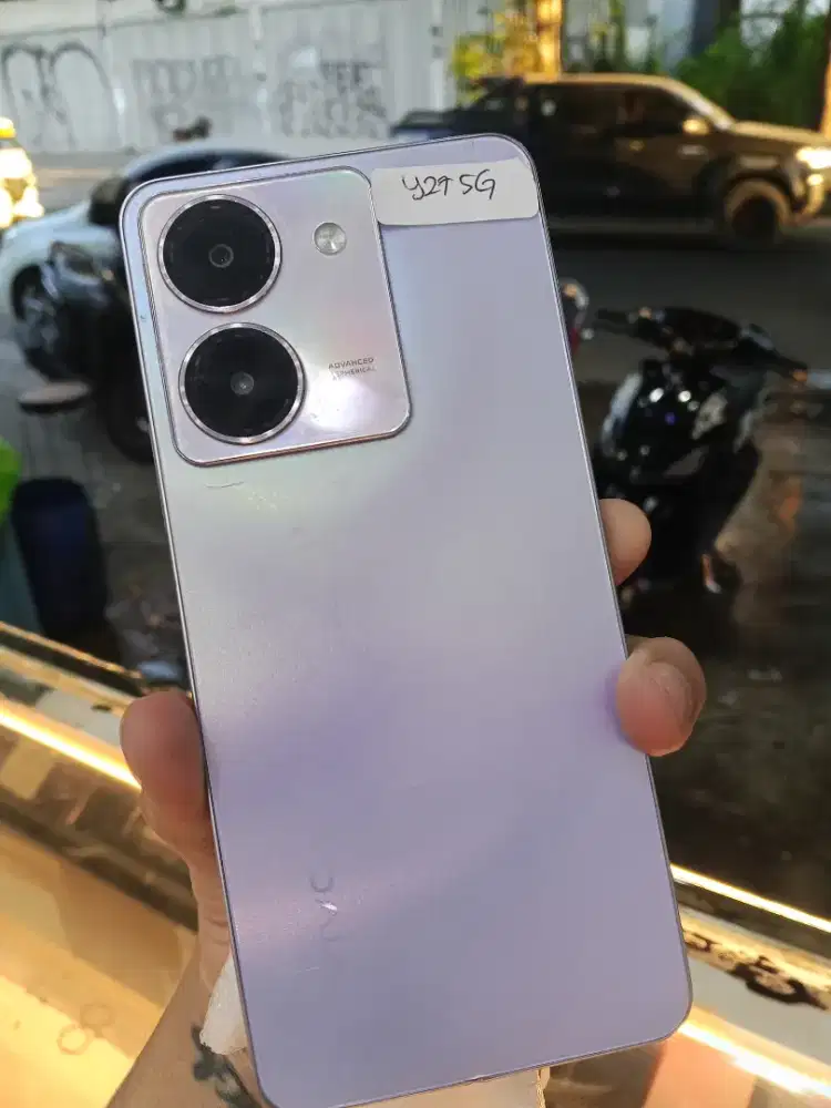 Vivo y27 5G 6/128
