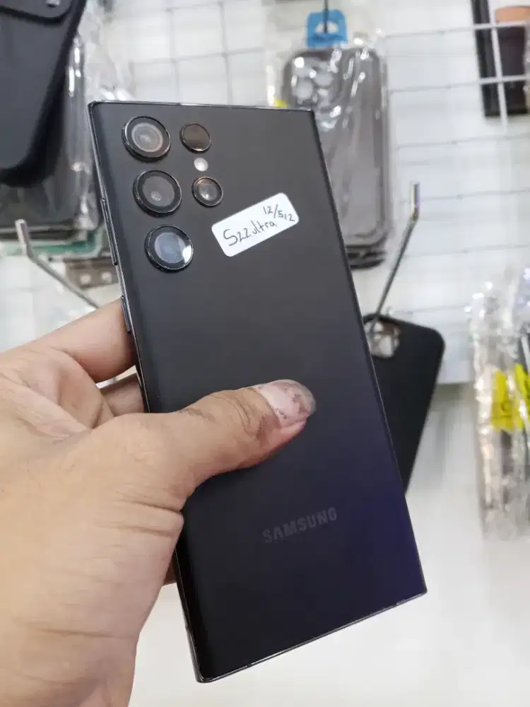 Samsung s22 ultra 512
