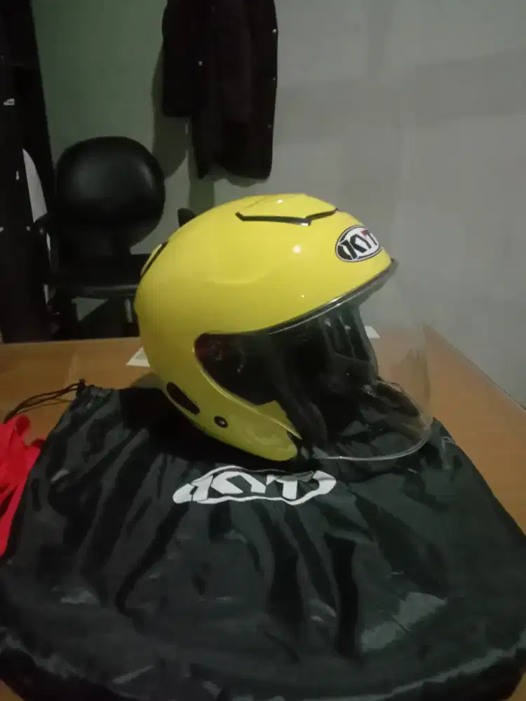 Jual cepat KYT Kyoto size L mulus busa tebal 320k Nego bensin