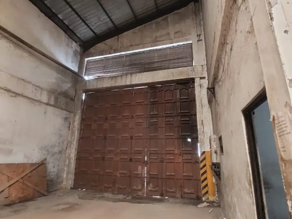 dijual cepat gudang kim uk 1100m2 hook harga terbaik