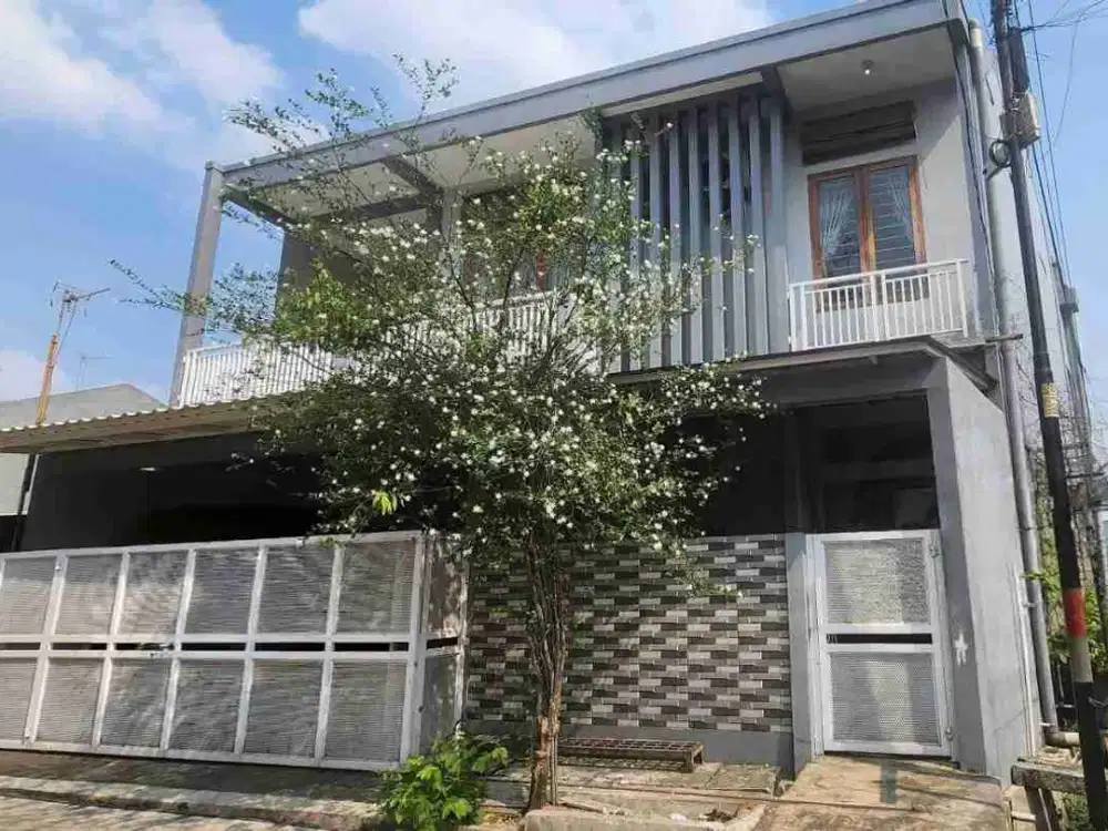 Rumah 2 Lantai di Perum Bekasi Jaya Indah Irigasi Bekasi Timur