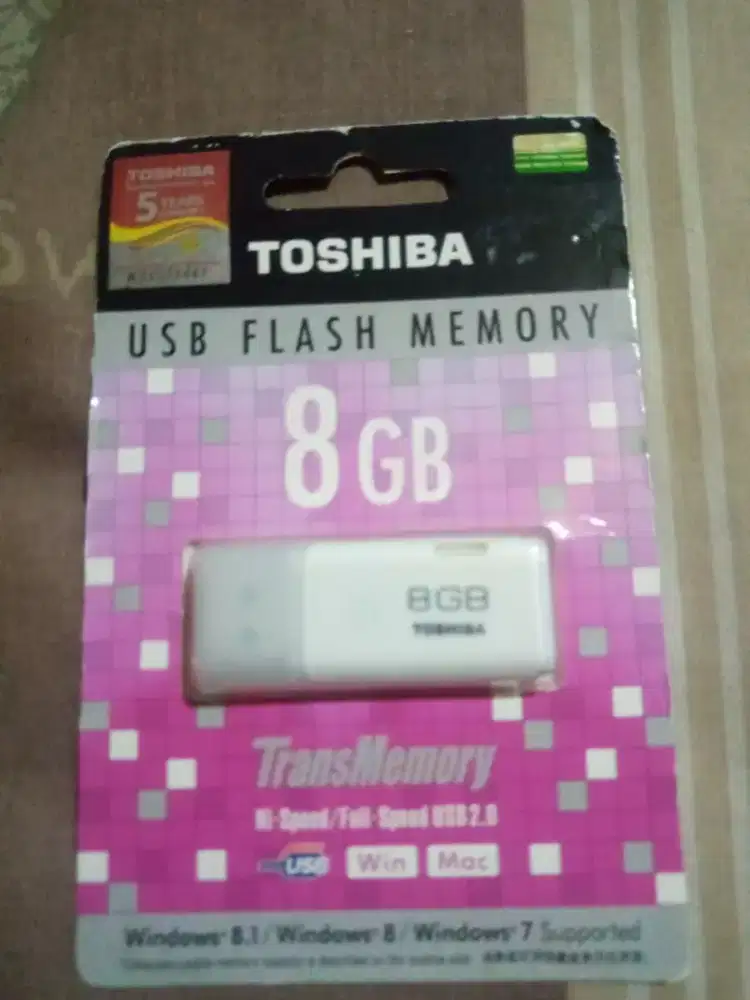 Flashdisk 8 GB Toshiba