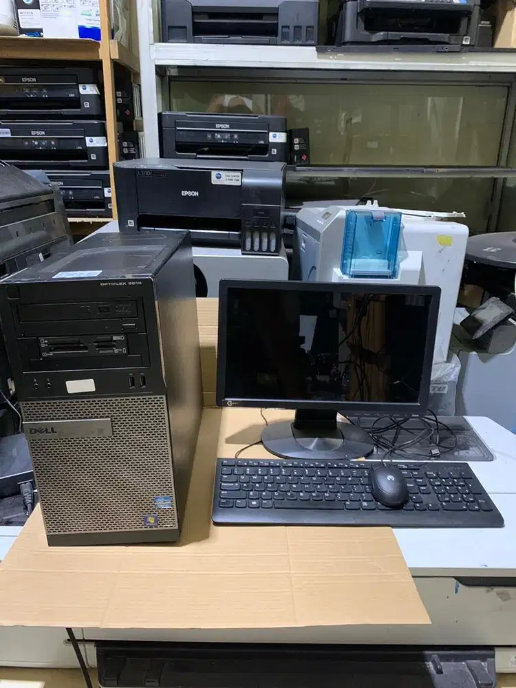 Komputer Fullset siap pakai