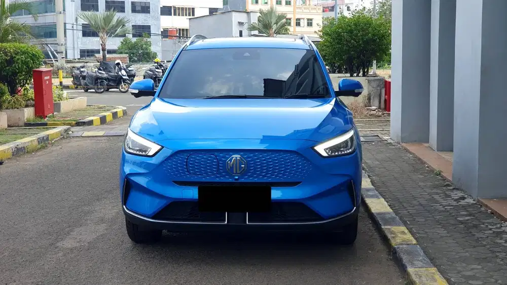 Morris Garage MG ZS EV i-Smart Magnify Panoramic AT Biru 2025 NIK 2024