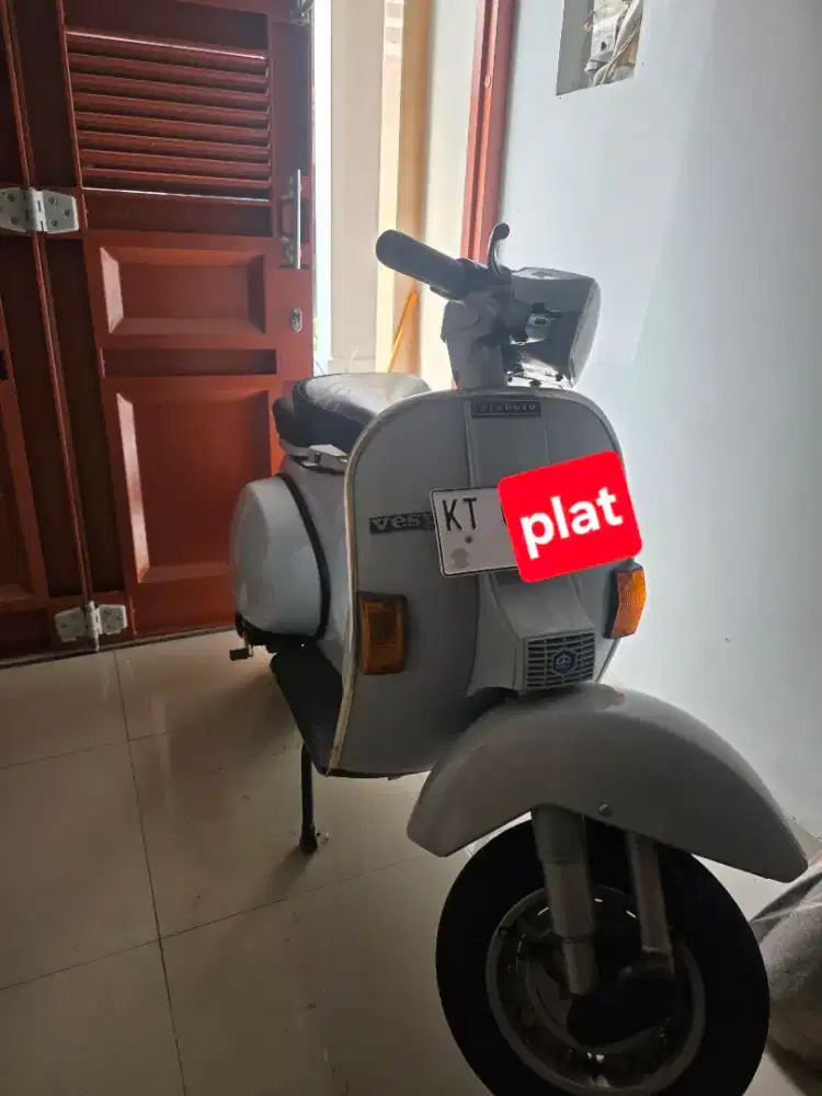 DIJUAL VESPA EXCLUSIVE 2, BPKB + STNK n Mesin akur