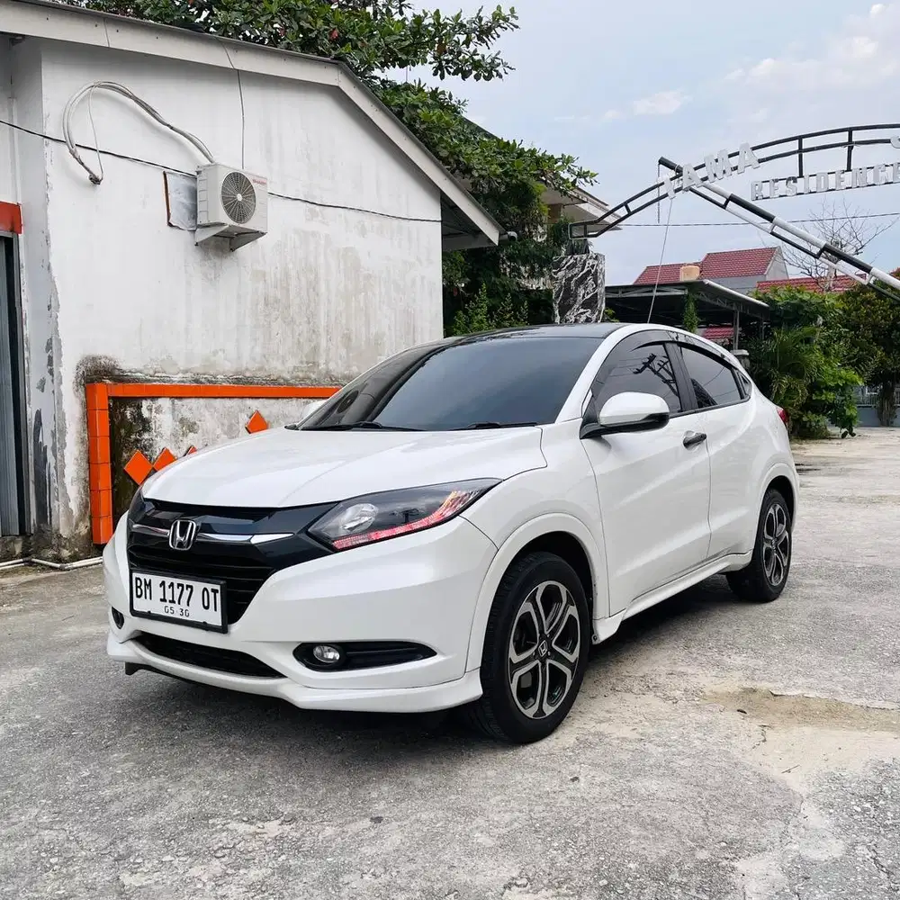 HRV Prestige sunroof panoramic
