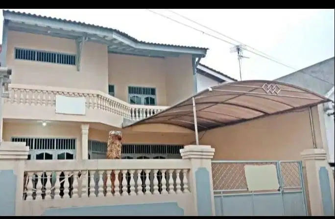 Rumah Di Komplek DDN Jaktim