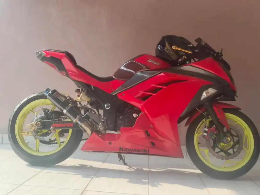 Kawasaki Ninja 250Cc FI 2015