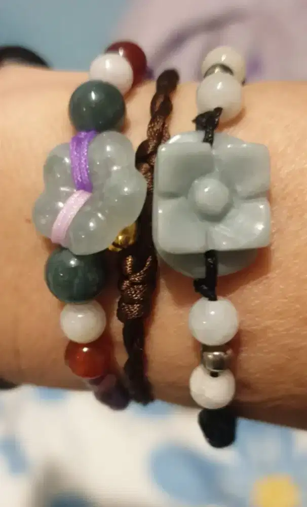 Dijual Gelang Tangan Batu Giok Guatemala Asli Model Bunga Clover