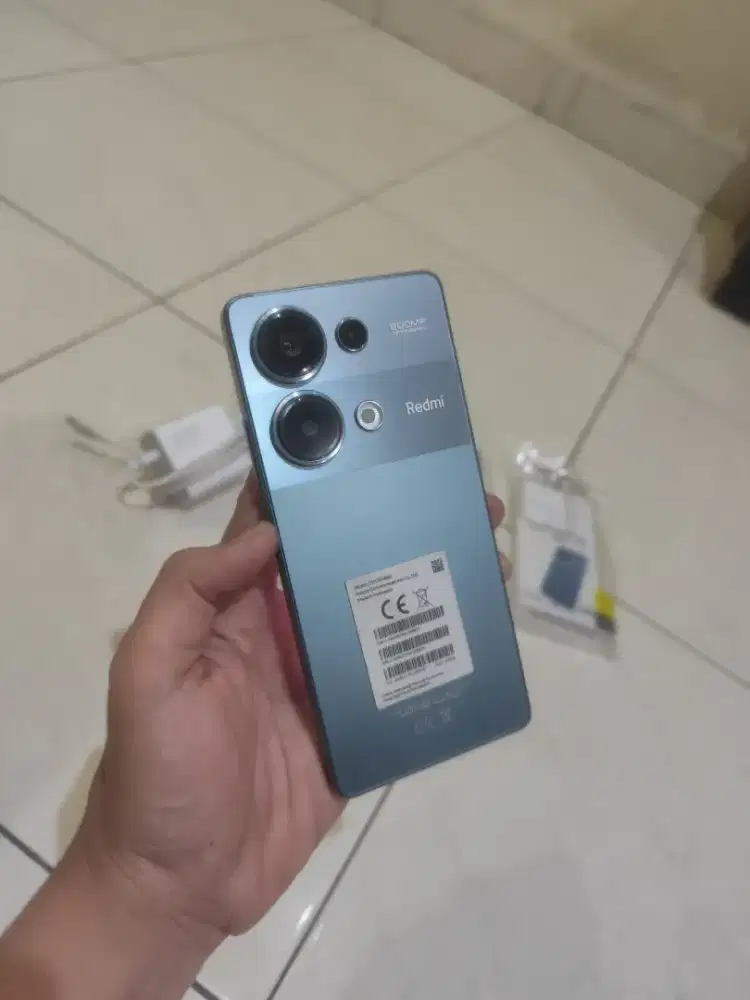 Jual Santai aja sambil dipake Xiaomi Redmi note 13 Pro 8/256 Normal