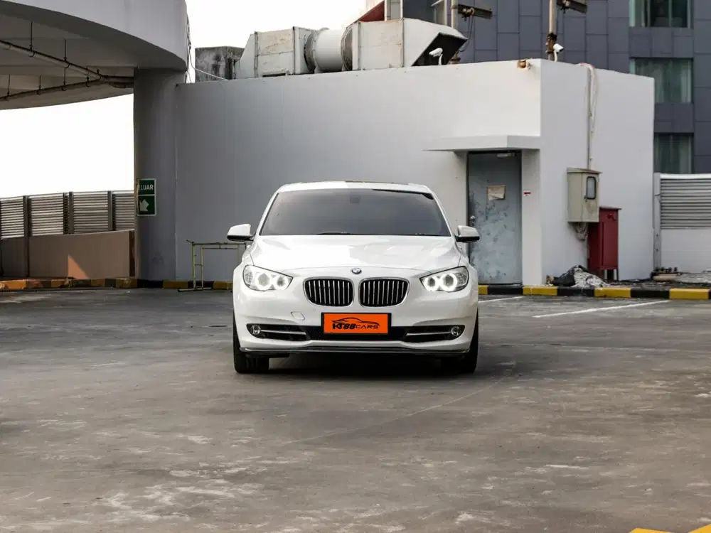 BMW 530i GT TAHUN 2011