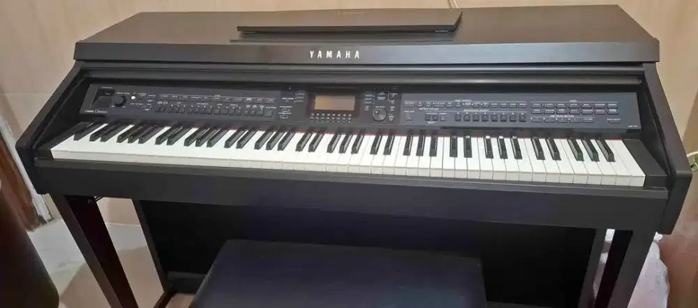 YAMAHA CLAVINOVA CVP 701
