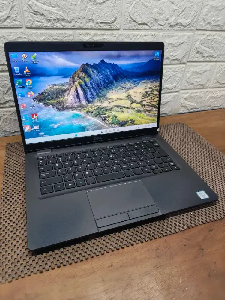 Dell Latitude 5300 intel Core i5 Gen-8 (8/256gb) 13,3 Inch Slim MULUS