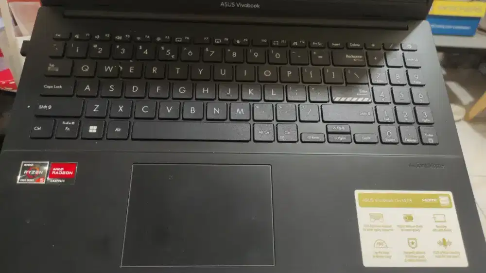 Asus E1504FA-NJ287