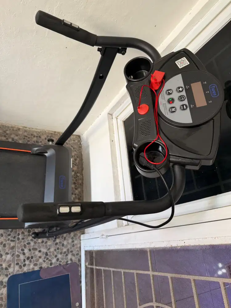 Treadmill Twen T200 Listrik