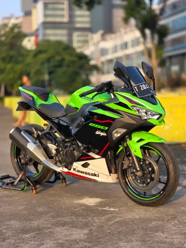 Kawasaki New Ninja 250 FI ABS KEEYLES Plat T