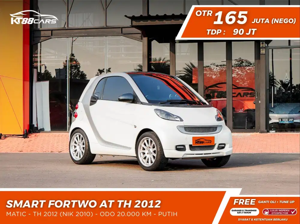 Smart Fortwo 2010 pemakaian 2012 putih matic low kilometer