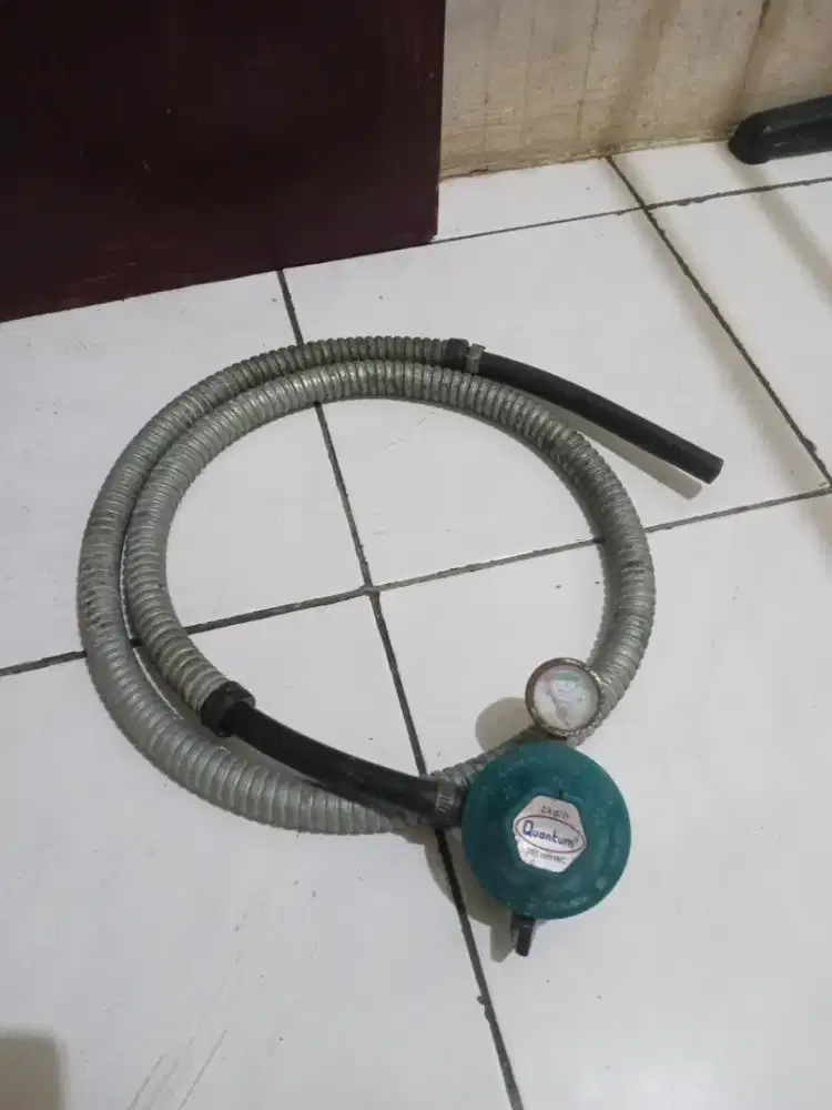 Selang Regulator merk QUANTUM no minus bagus normal mulus Harga 90ribu