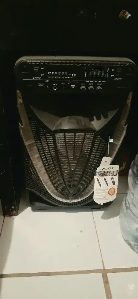 salon Bluetooth merk noise