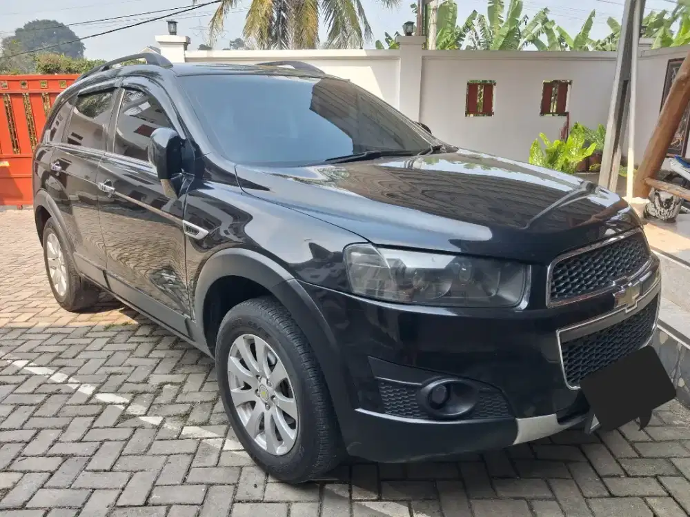 Dijual mobil chevrolet captiva diesel