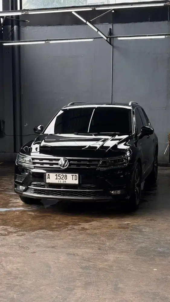 Volkswagen Tiguan Allspace 1.4 TSI AT Nik 2018