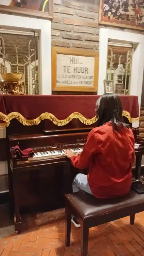 Pianist untuk Cafe, Hotel, Wedding, dan Acara Privat