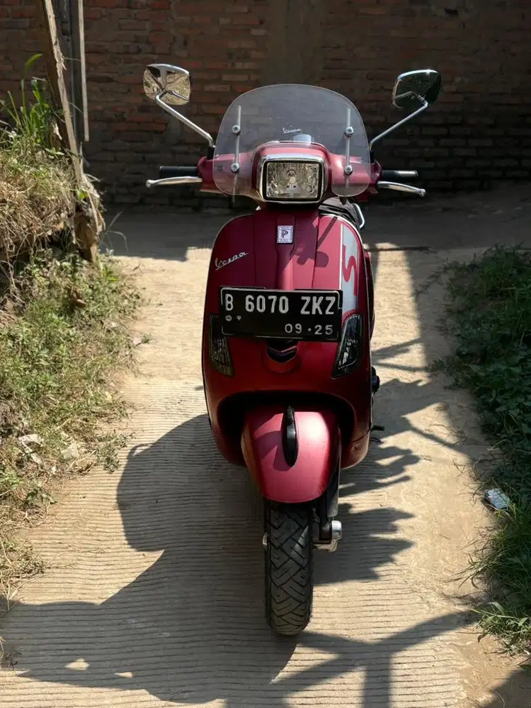 Vespa s 125 iget 2018 termurah