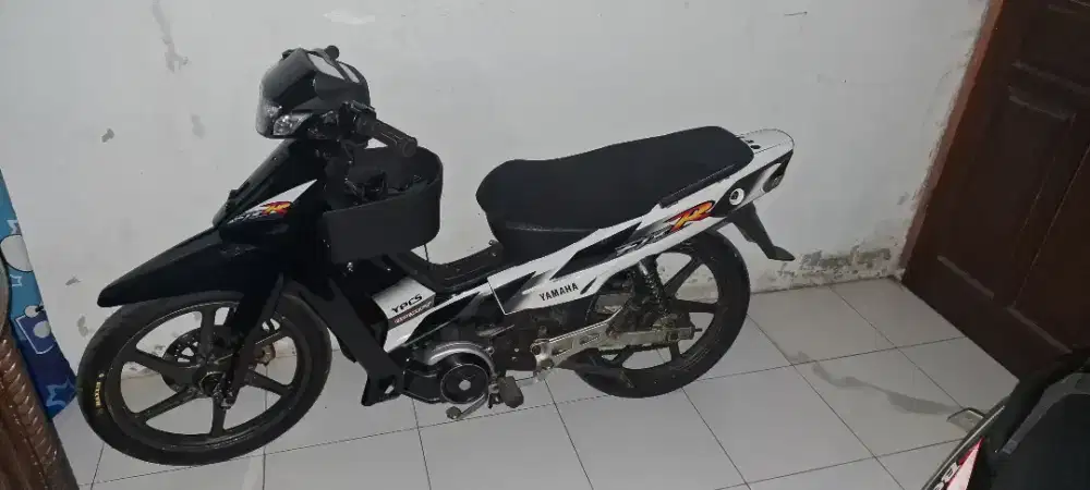 Motor yamaha fizr 96
