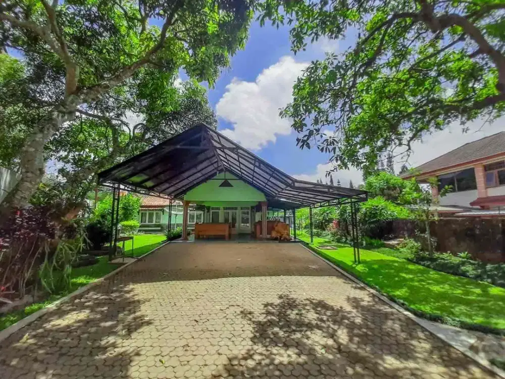 Dijual Villa Puncak Cipanas Murah 766 m² Kolam Renang Pribadi – Siap Huni & Cocok Investasi Sewa