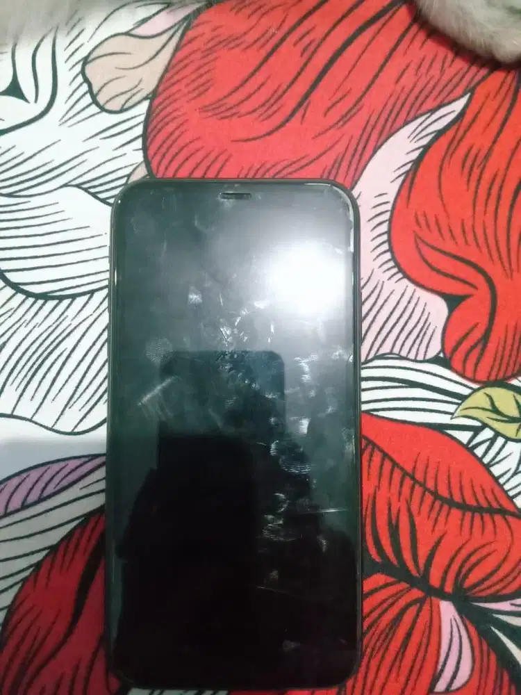 Jual iphone 11 masih mulus