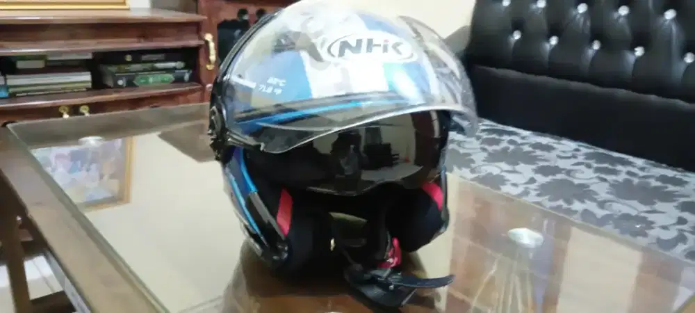 Di jual Helm NHK