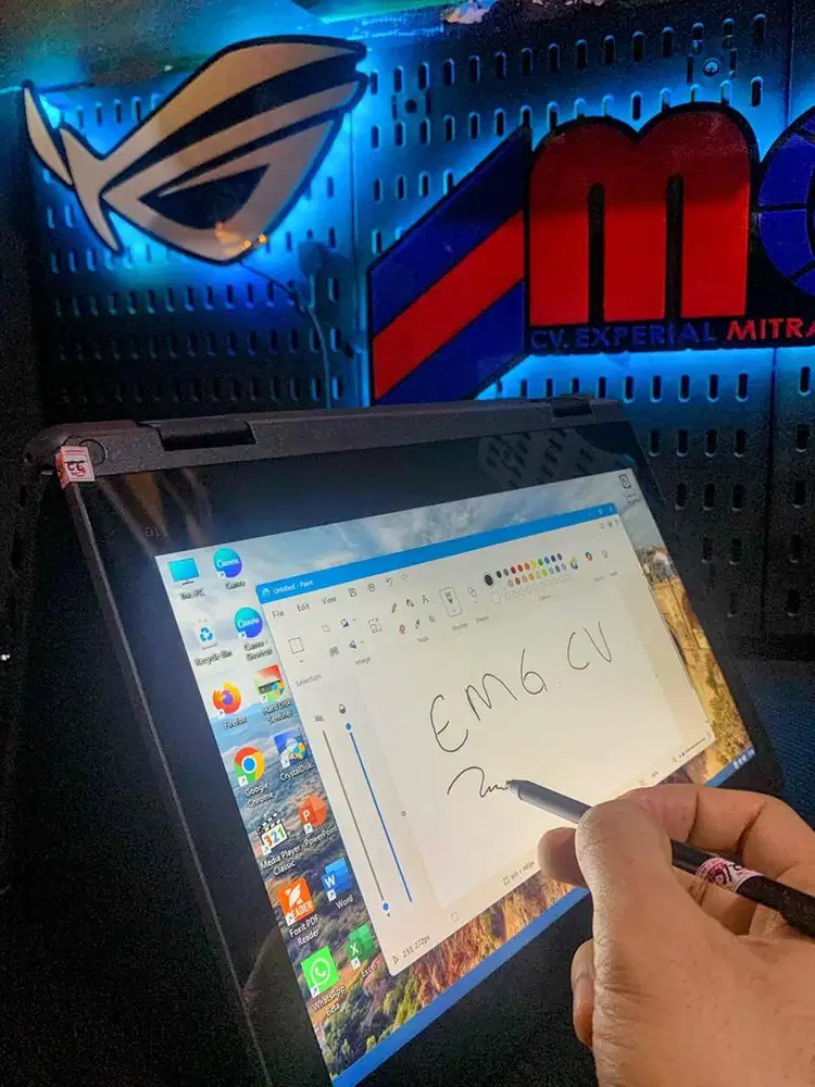 Lenovo Yoga 2in1 i5 gen8//ram 8/nvme 256/win 11/anti lemot batre awet