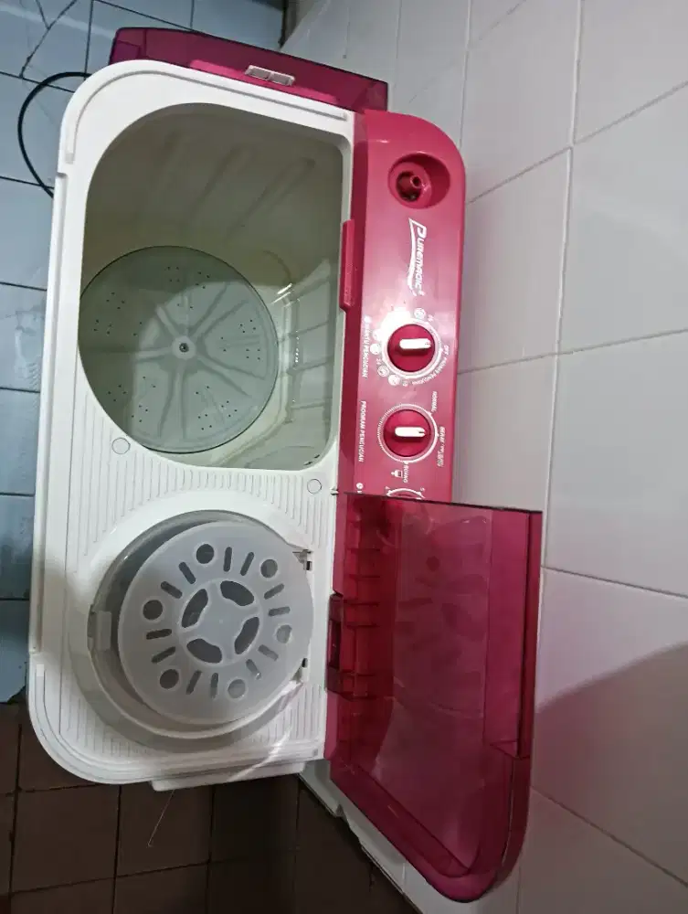 Mesin cuci merak Sharp